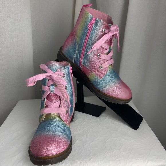 Natural Steps “Elsie” Pastel Glitter Rainbow Combat Boots - Picture 2 of 11